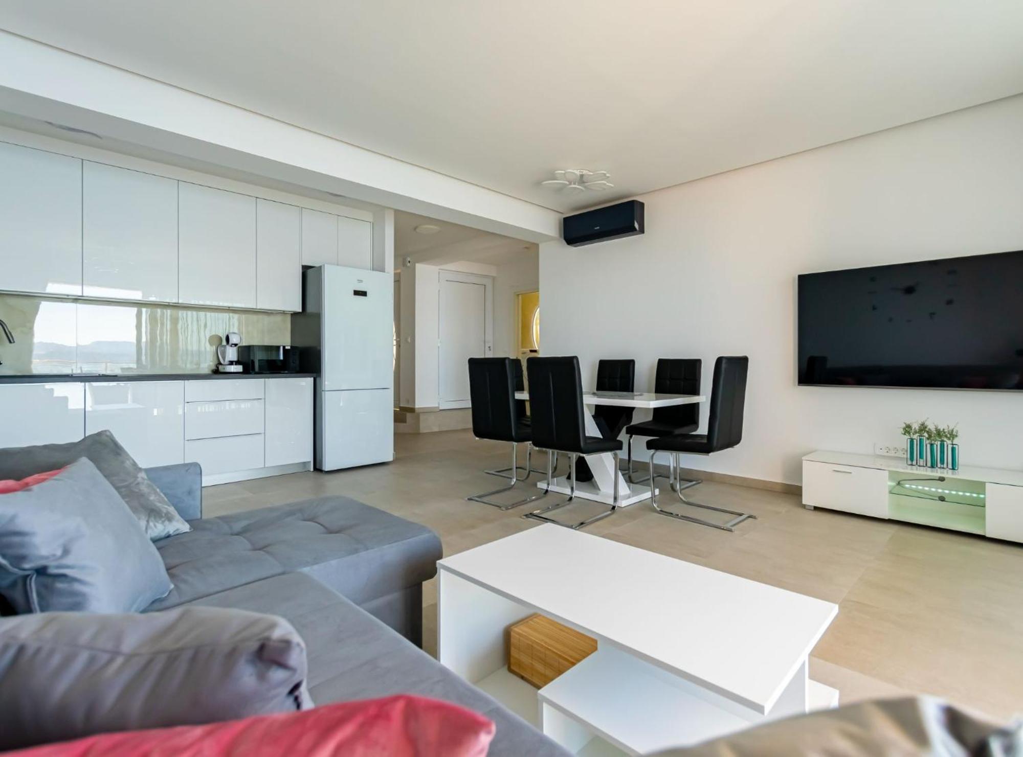 Apartments Hope Dugi Rat Exterior foto